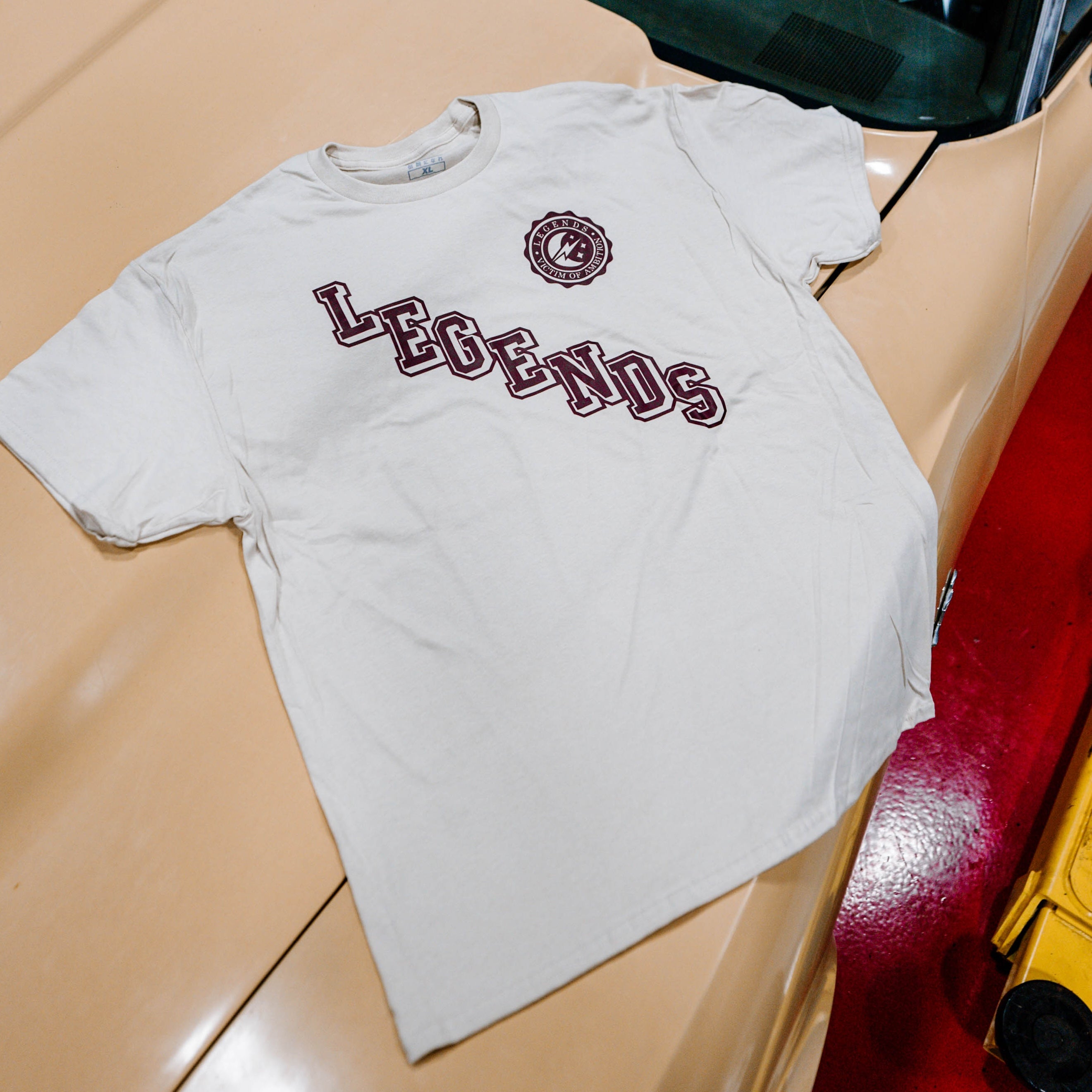 Tshirt - Tan Legends Crest